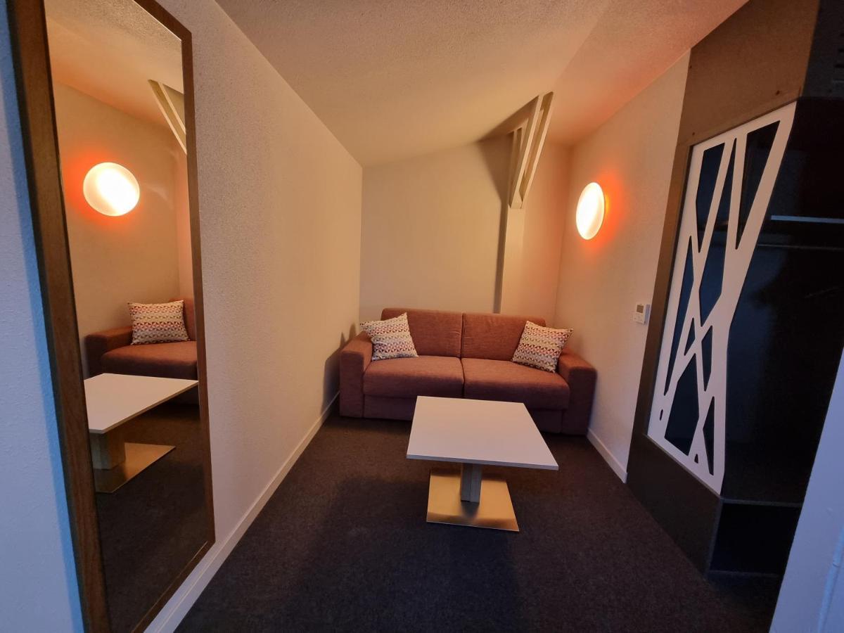 Campanile Toulouse - Blagnac Aeroport Hotel Exterior photo