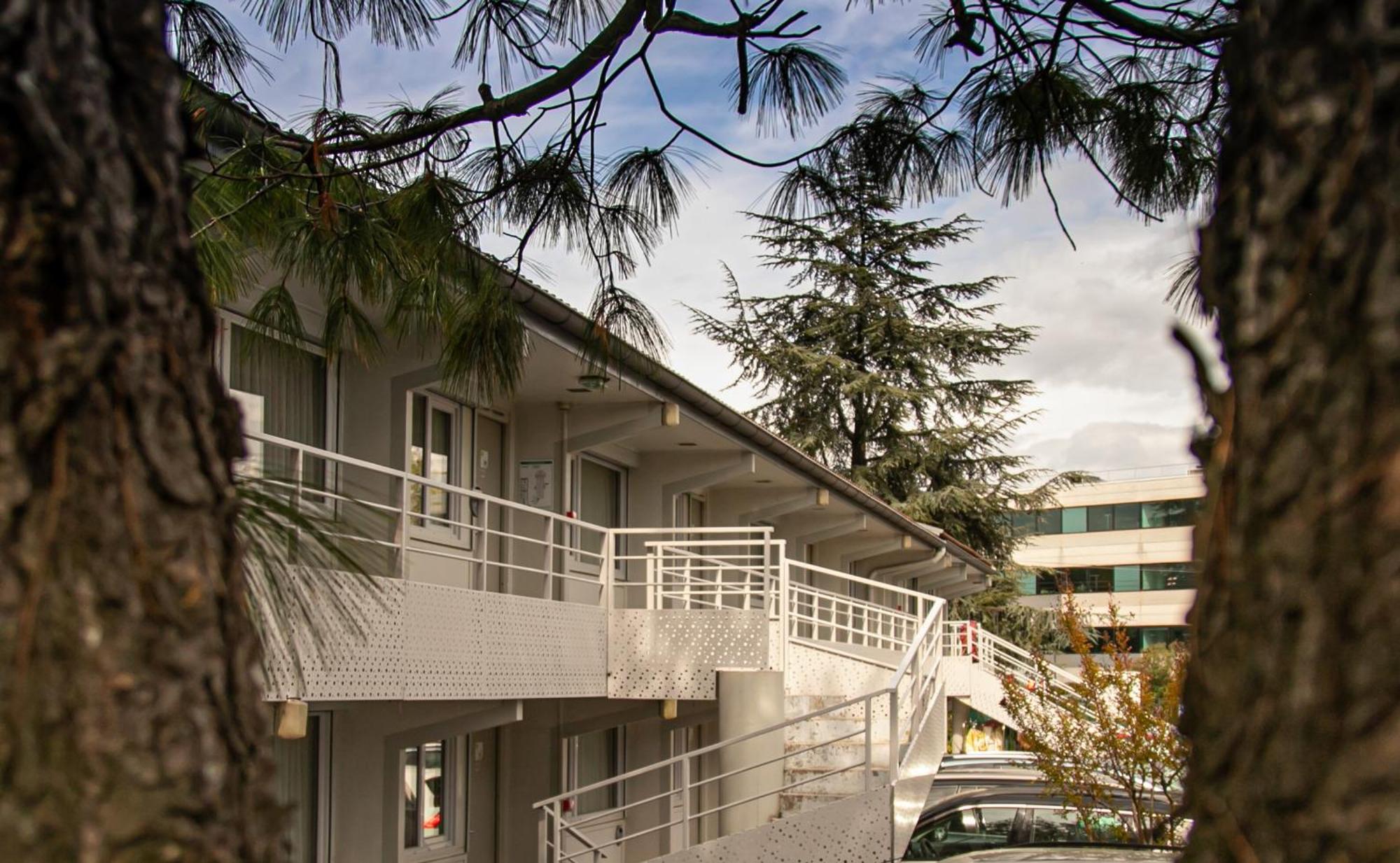 Campanile Toulouse - Blagnac Aeroport Hotel Exterior photo