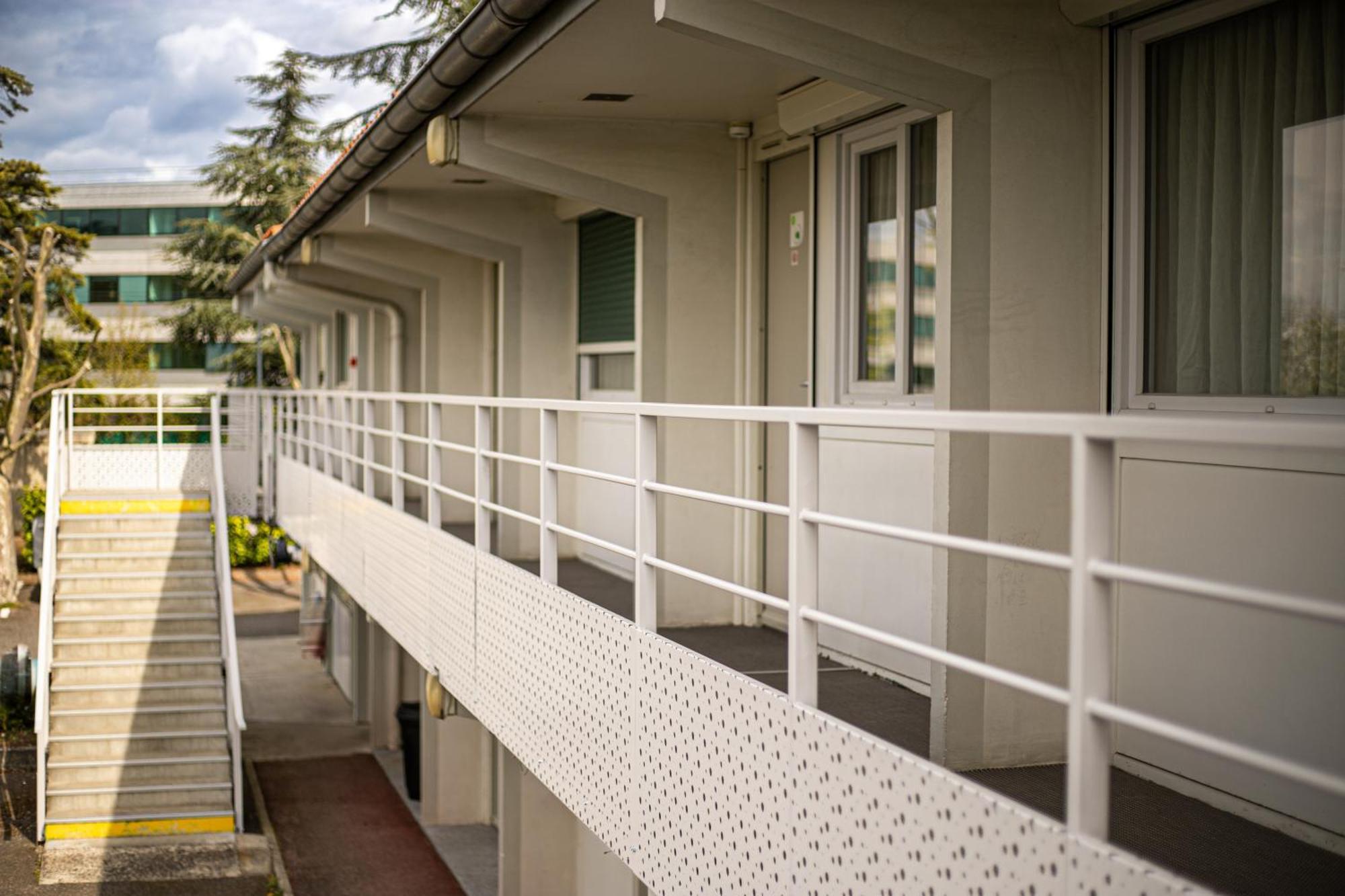 Campanile Toulouse - Blagnac Aeroport Hotel Exterior photo